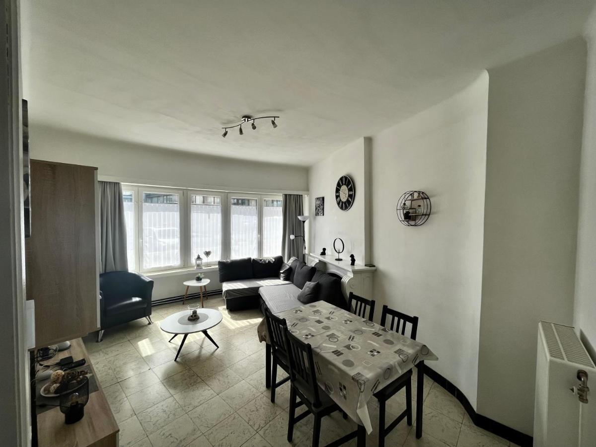 Appartement Le Royal. De Panne Exteriör bild