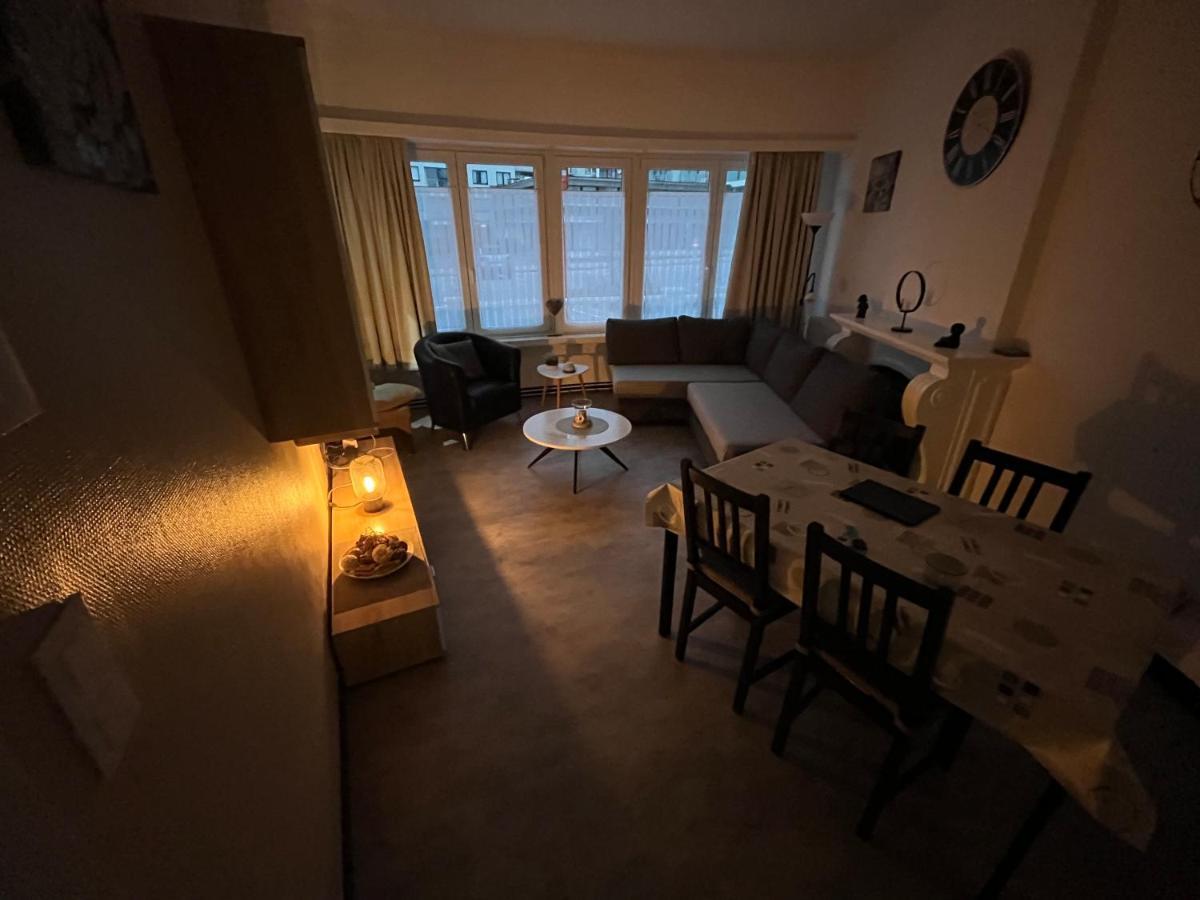 Appartement Le Royal. De Panne Exteriör bild