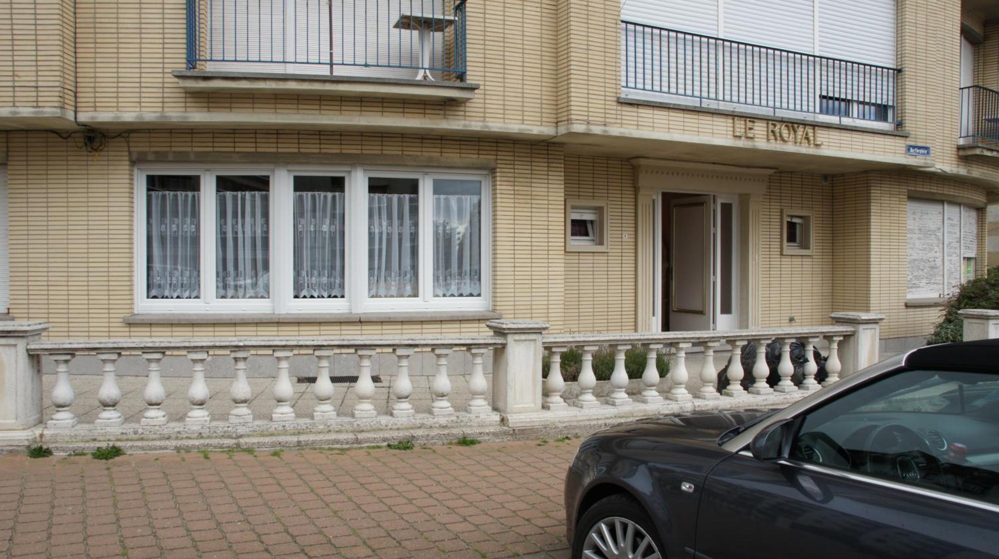 Appartement Le Royal. De Panne Exteriör bild